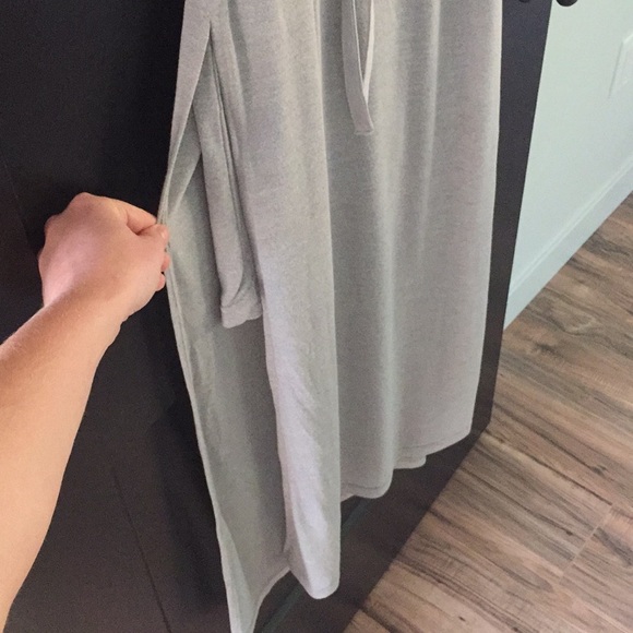 Lady Dutch Long Light Gray Dress - Picture 7 of 8